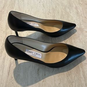 Jimmy Choo black pump kitten heel